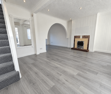 3 bedroom semi-detached house to rent - Photo 3