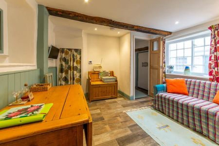 1 bedroom townhouse to rent - Photo 2