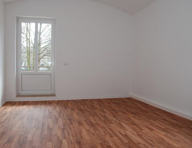 3-Raum-Erdgeschosswohnung mit Tageslichtbad - Foto 1