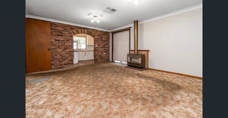 Solid Brick 3-Bedroom, 1-Bathroom Home - Photo 5