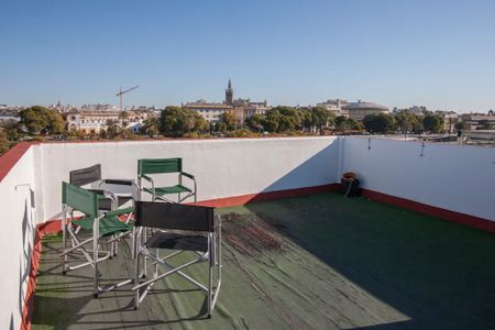 Calle Betis, Sevilla, Andalusia 41010 - Photo 2