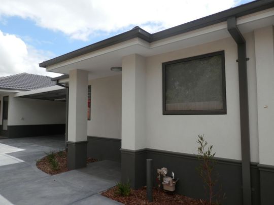 Convenient, Comfortable & Ready to Move In - Photo 1