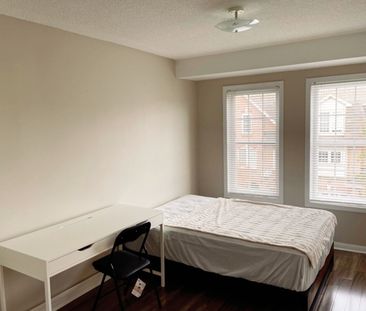 For Lease - 3030 Breakwater Court Unit# 284, Mississauga, Ontario - Photo 2