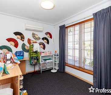 38 Lensham Place, Armadale WA 6112 - Photo 4