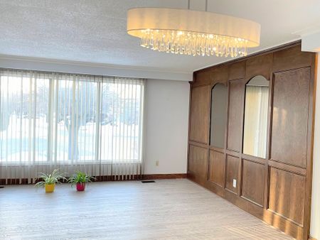 For Lease - 58 Marathon Crescent, Toronto, Ontario - Photo 4