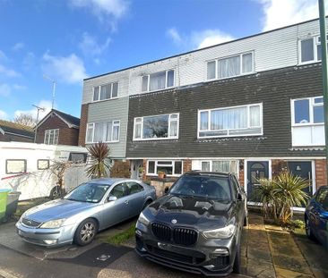 3 bedroom terraced house to rent - Photo 3