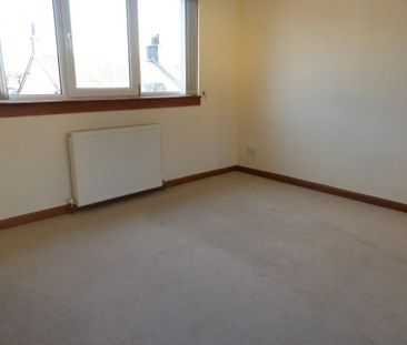 3 bedroom end of terrace house to rent - Photo 5