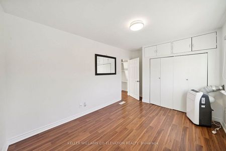 For Lease - 681 Scarlett Road Unit# Upper Level, Toronto, Ontario - Photo 4