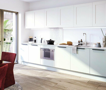 Royal Eden Docks 3 Room 1 - Photo 6