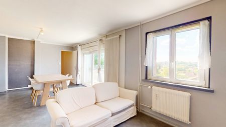 ???? Grand T4 lumineux et spacieux avec Balcon et parking sur Grand-Charmont ???? - Photo 3