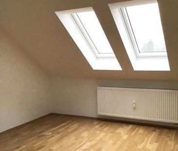 Erstbezug: neu ausgebaute 2-Zimmer Dachgeschosswohnung - Photo 1