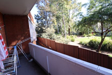 PERFECT 3 BEDROOM UNIT FOR RENT!!!!!!!! - Photo 5