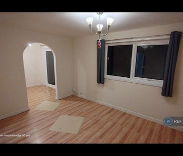 3 bedroom end of terrace house to rent - Photo 1