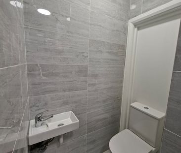 Studio Flat, Hampden Road, N8 - Photo 2