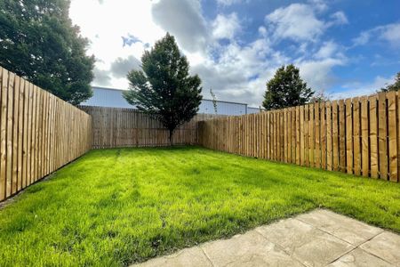 Sackville Street - Photo 5