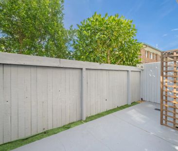 3 Bedroom Townhome, Scarborough. Contact Julie Sykes 0438 050 110 W... - Photo 4