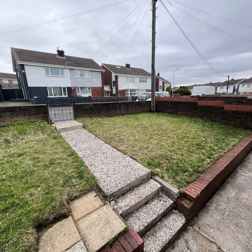 Samuel Crescent, Gendros, Swansea, SA5 8DN - Photo 1