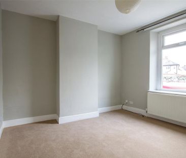 2 bedroom terraced house to rent - Photo 4