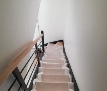 Location Maison 5 pièces 91m² - Photo 1