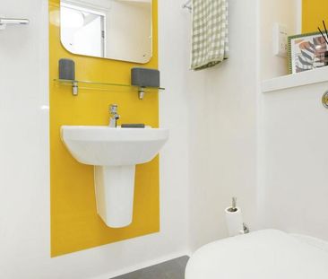 1 bedroom in a flat share to rent - Photo 6