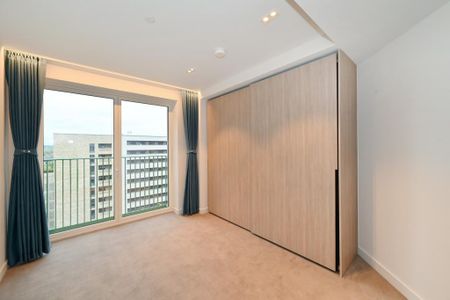 3 bedroom flat to rent - Photo 4