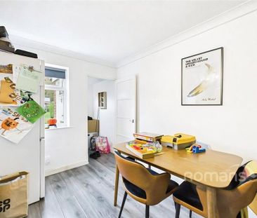 3 bedroom terraced house to rent - Photo 2