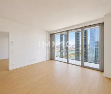 Skyline Serenity - 2-Zimmer-Residence im DC2 Tower mit 15 m² Loggia und Weitblick bis Kahlenberg & Leopoldsberg - Foto 1
