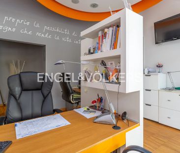 Versatile locale commerciale in zona Alberone - Photo 1