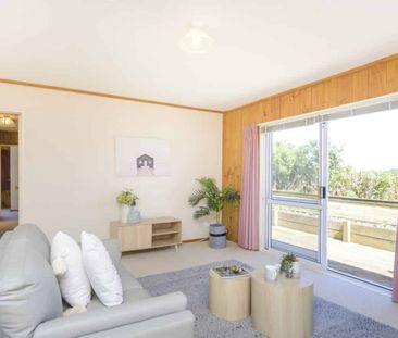 THREE BEDROOMS - CLOVERLEA - Photo 1
