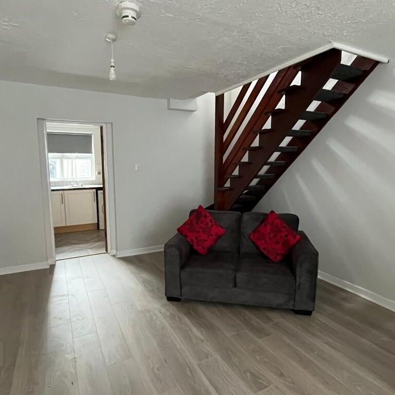 27 Portallo Street, Belfast, BT6 9BE - Photo 1