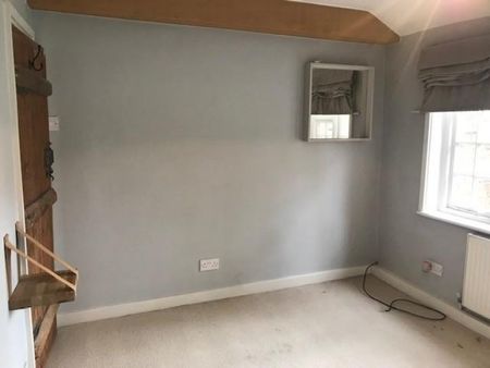 1 BED Terraced House To rent - Photo 2