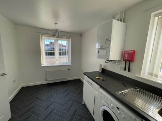 Knowle, Bristol, Somerset - Photo 1