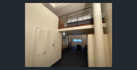 Fully Furnished Studio with A/C - for students - in the heart of Broadway - Photo 3