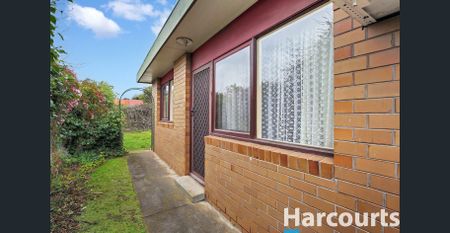 6/3 Linton Avenue, Moe, Vic 3825 - Photo 2