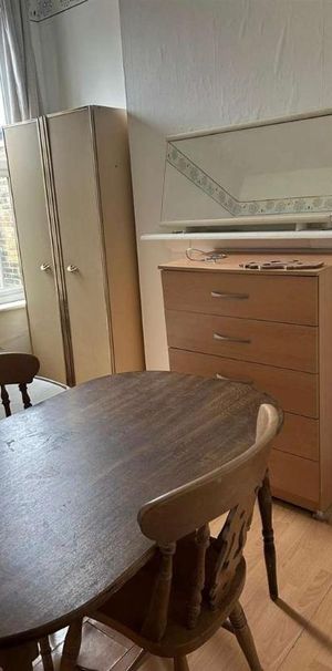 Berens Road, Kensal Green, London, NW10 - Photo 1