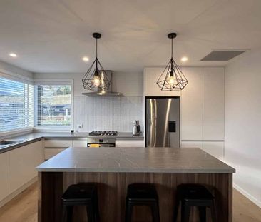 Large Shotover Home - Photo 1