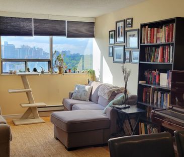 For Lease - 914 Yonge Street Unit# 1909, Toronto, Ontario - Photo 2