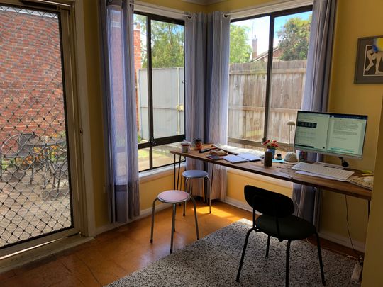 Coburg North - Photo 1