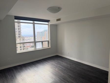 For Lease - 3888 Duke Of York Boulevard Unit# 1430, Mississauga, Ontario - Photo 3