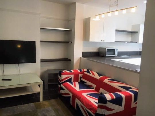 182 HARBORNE LANE - Photo 1