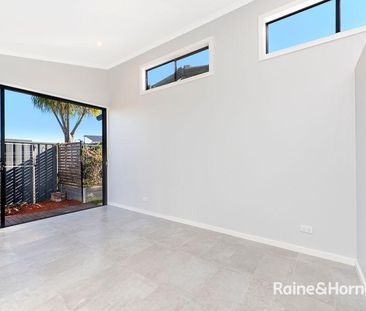 Contemporary Studio in Marrickville. Utilities Included - Photo 4