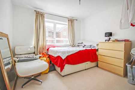 Chain Court, Swindon, Swindon, SN1 - Photo 5