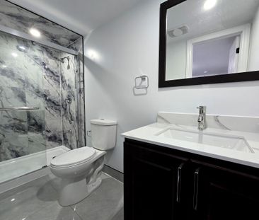 For Lease - 14 Charles Street, Brampton, Ontario - Photo 5