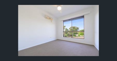 3 Bed room Spacious Family Home! - Photo 5