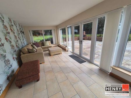 RESIDENCE WITH STORE AT 8 KILLYNEILL ROAD, DUNGANNON, BT71 6LL - Photo 3