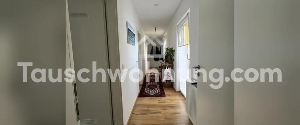 TAUSCHWOHNUNG Helle & ruhige 2-Zimmer-Wohnung mit Balkon direkt am Rhein - Foto 1
