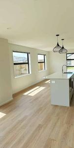 Brand New family home in Belfast - Photo 3