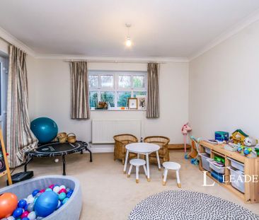 5 bedroom house to rent - Photo 2