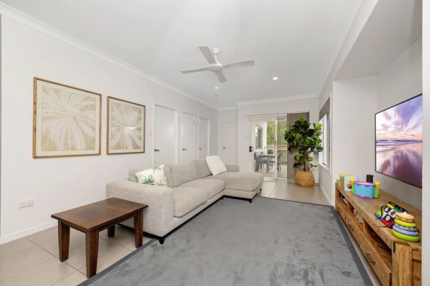 Private Parkside Living in Kalynda Chase - Photo 1