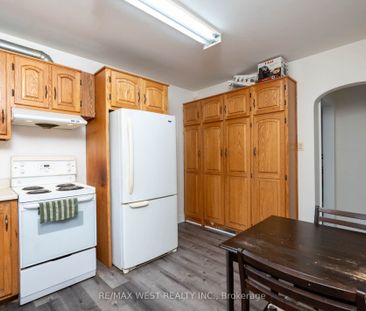 For Lease - 94 Taunton Road Unit# Upper, Oshawa, Ontario - Photo 4